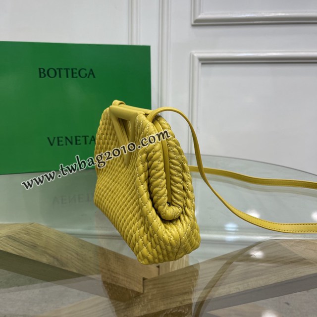 Bottega veneta高端女包 8546B BV寶緹嘉2021包包最新triangle倒三角手提單肩斜挎包三角包  gxz1247